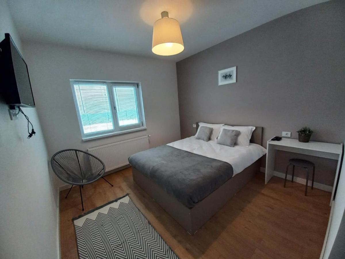 Dom Hills Bucovina Hotel Гура Хуморулуй Екстериор снимка